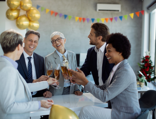 Cómo organizar una celebración de aniversario empresarial inolvidable